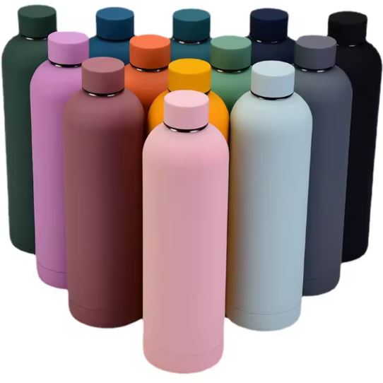 Stainless Steel Vacuum Insulated Water Bottle with Smooth Rubber Finish Keeps Cold/Warm Upto 6-12 Hours